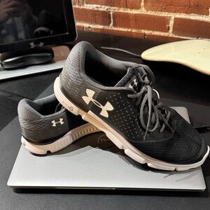 Under Armour Swift 2.0 sz. 12